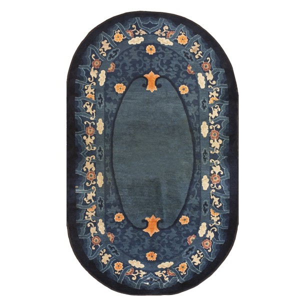 Early 20th Century Oval Chinese Peking Carpet