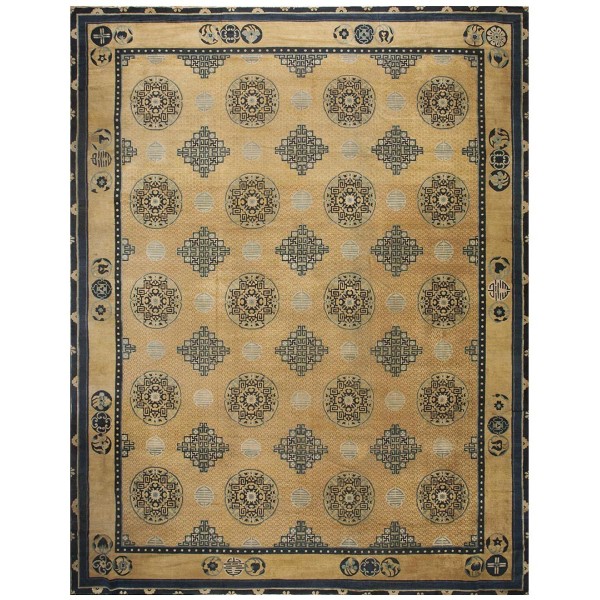 Early 20th Century Chinese Carpet 