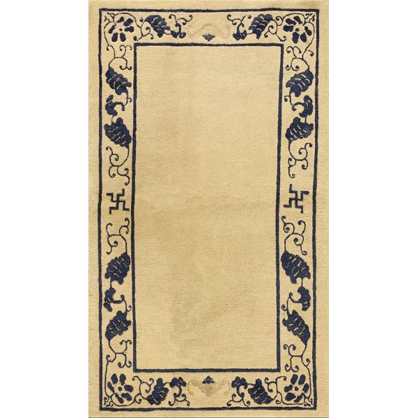 Early 20th Century Chinese Peking Rug 